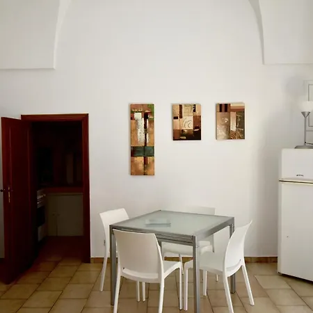 Dimora Del Sole By Rentbeat Apartment